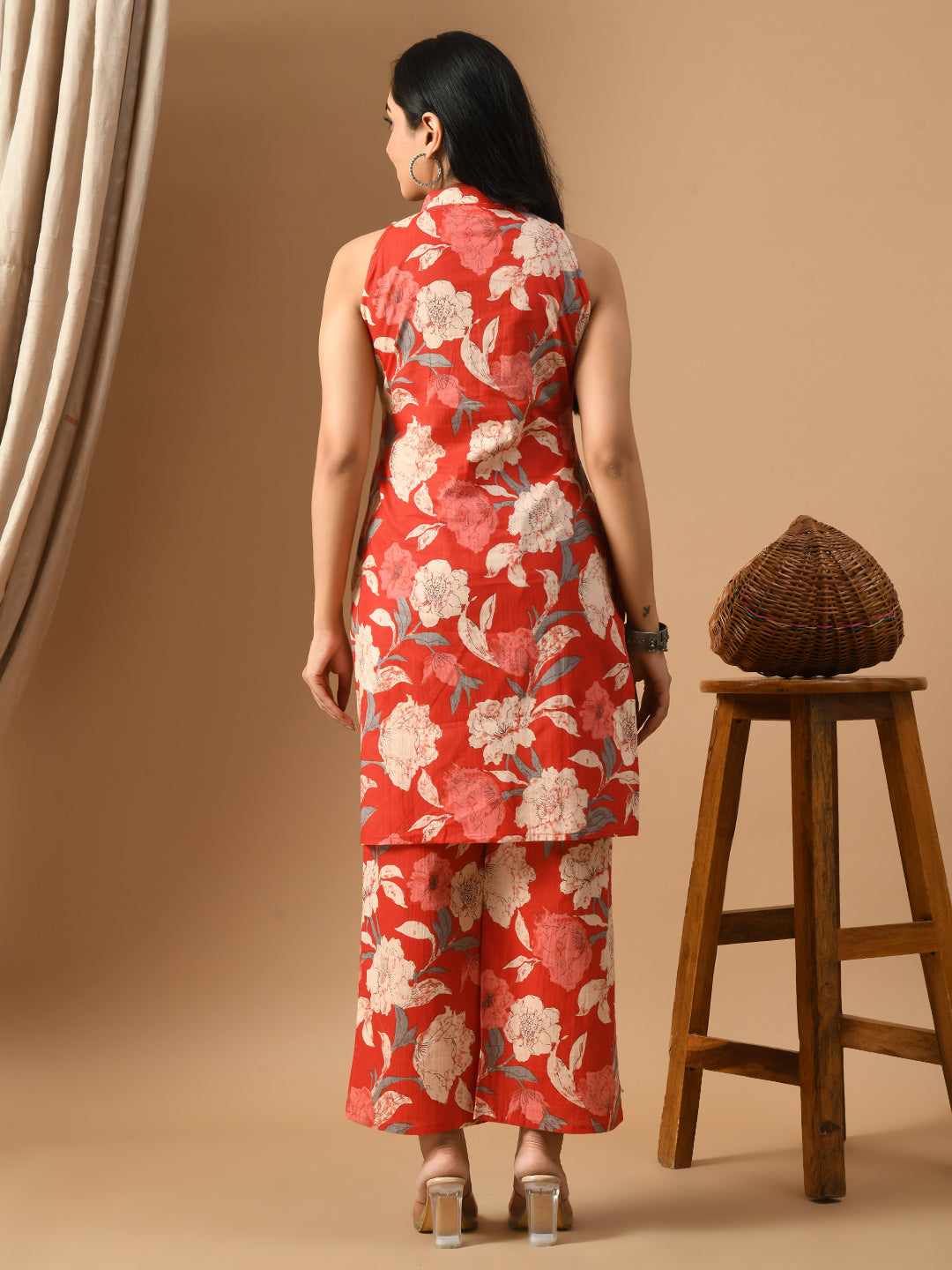 Saanj Scarlet Set
