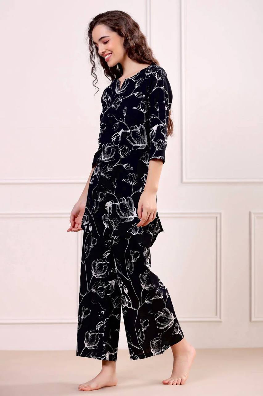 Line Art Co-Ord Set
