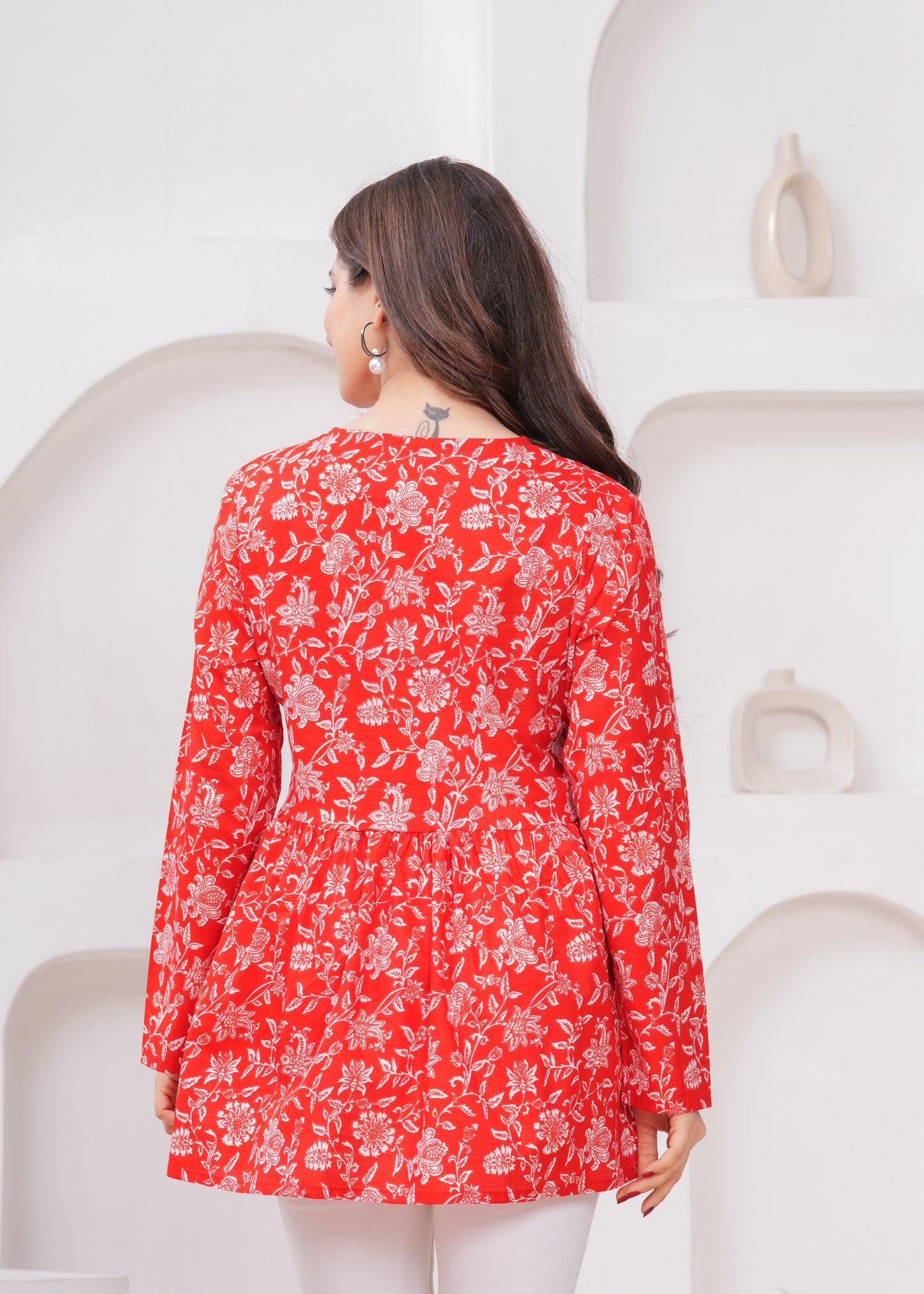 Scarlet Blossom Kurti