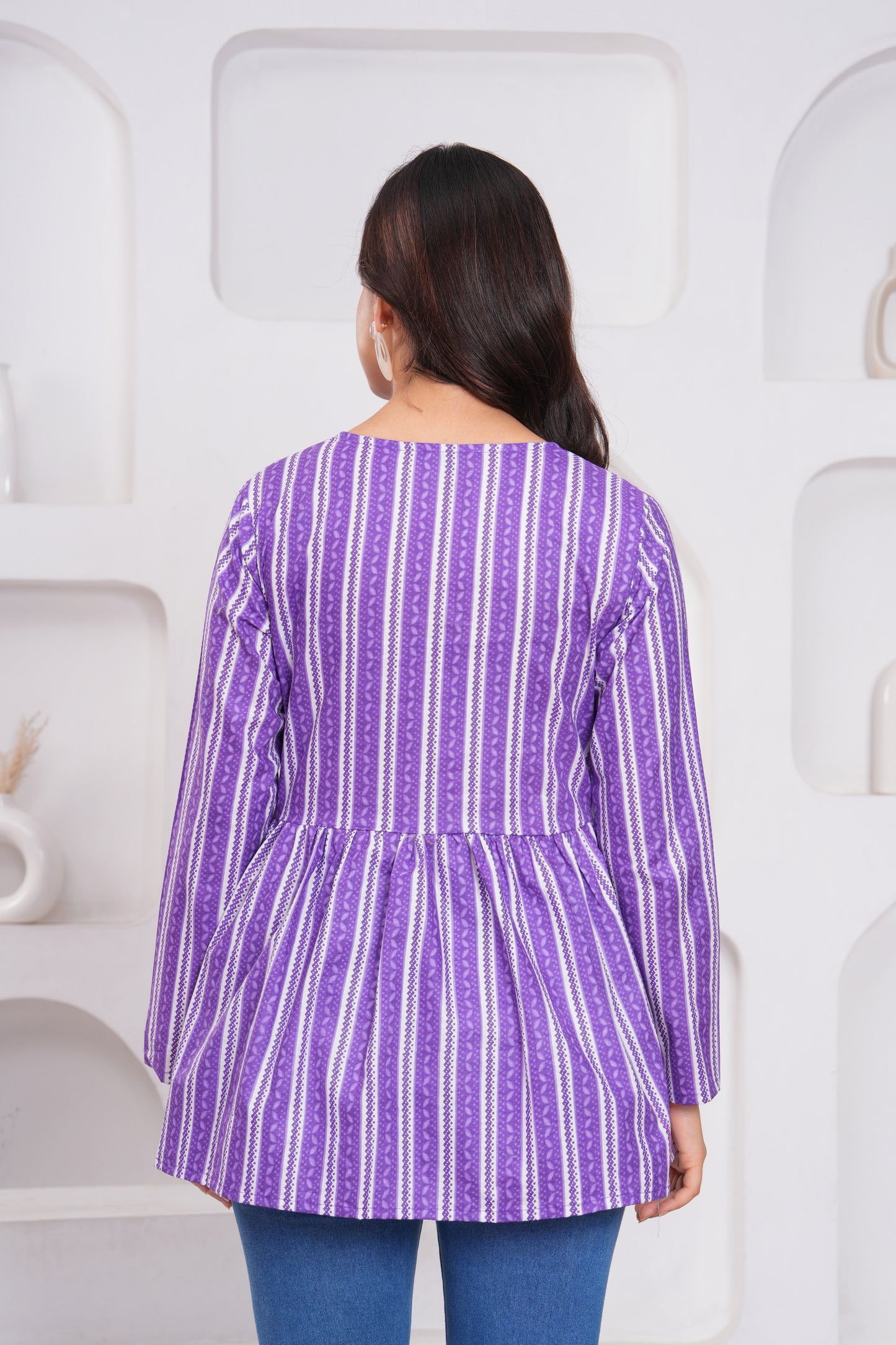 Neelakshi Kurti
