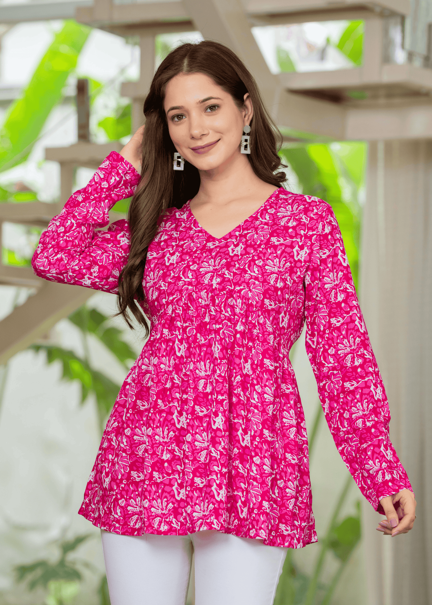 Gulabi Tara Kurti