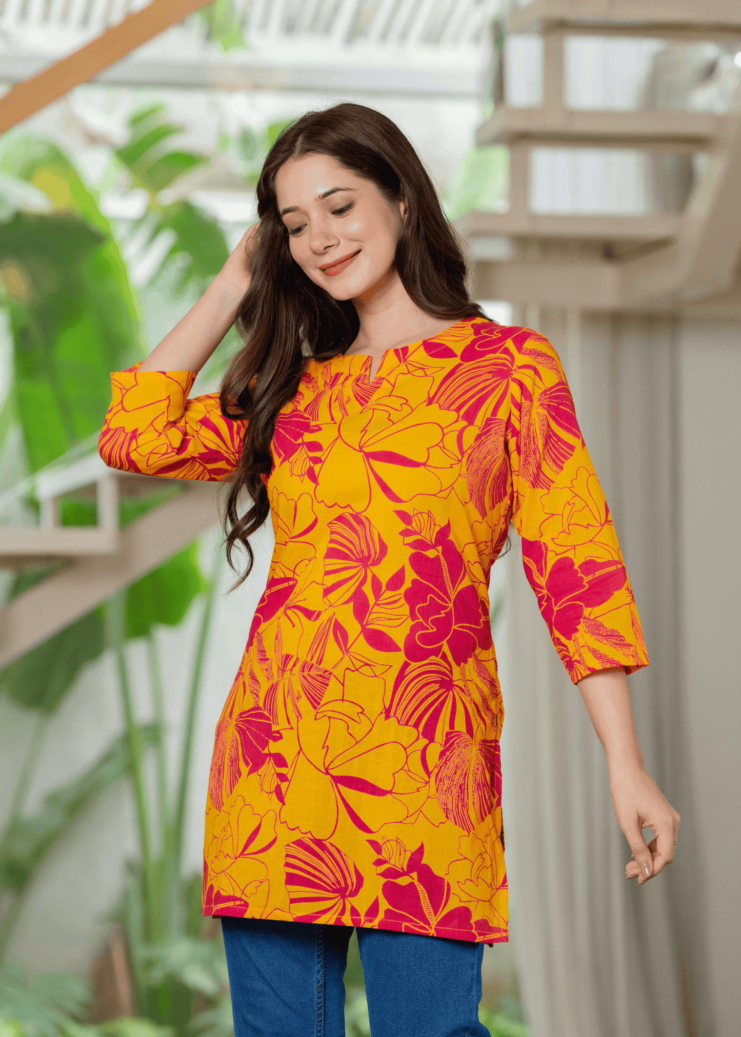Surmayi Kurti